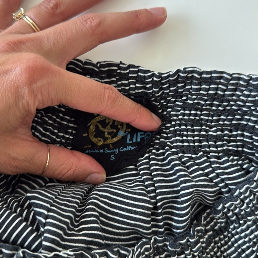 Blue Life Striped Black and White Women's Shorts Set - Picture 5 of 6